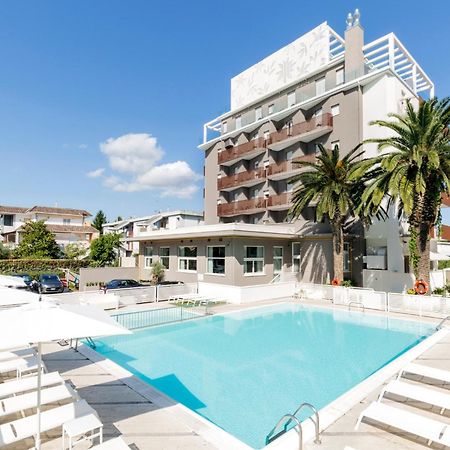 Hotel Bernard Σαν Μπενεντέτο ντελ Τρόντο Εξωτερικό φωτογραφία