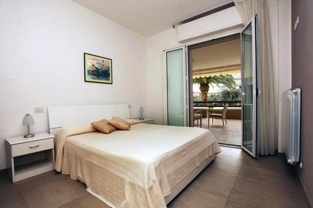 Hotel Bernard Σαν Μπενεντέτο ντελ Τρόντο Δωμάτιο φωτογραφία