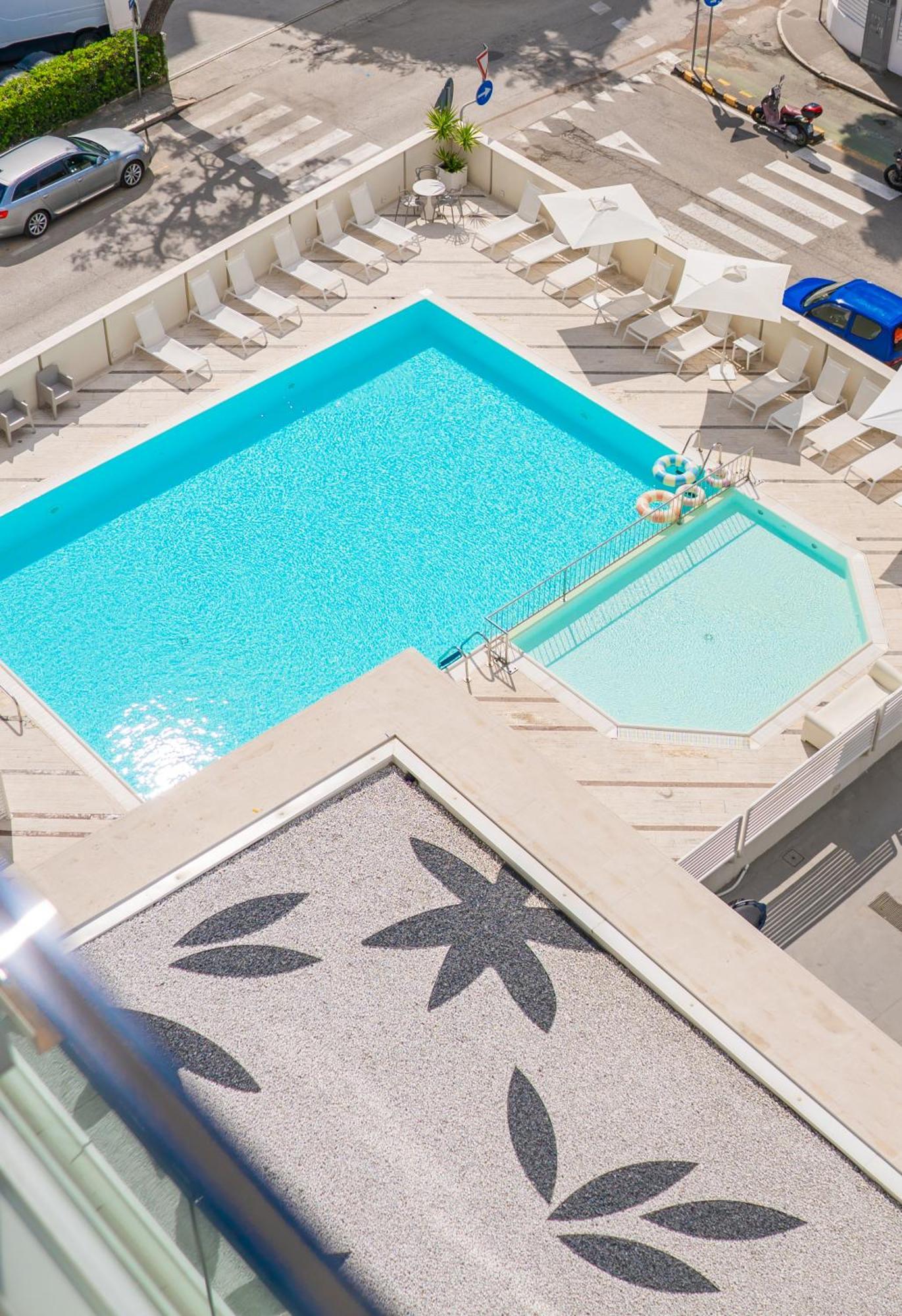 Hotel Bernard Σαν Μπενεντέτο ντελ Τρόντο Εξωτερικό φωτογραφία