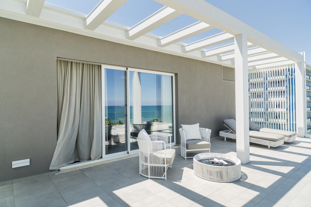 Hotel Bernard Σαν Μπενεντέτο ντελ Τρόντο Εξωτερικό φωτογραφία